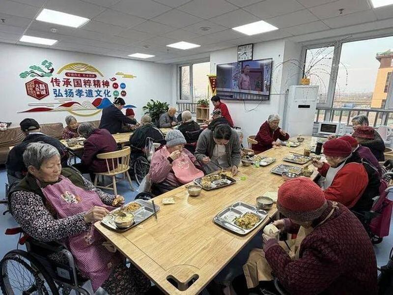 北京老人谈亲情；北京老人相亲的地方有哪些