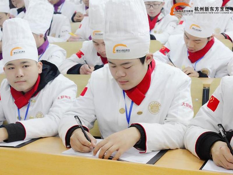 厨师界人际关系不好的原因;厨师界人际关系不好的原因有哪些 厨师界人际关系不好的原因;厨师界人际关系不好的原因有哪些