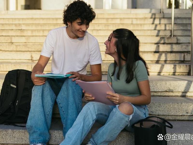 大学教授讲学生谈恋爱;大学教授讲学生谈恋爱的故事 大学教授讲学生谈恋爱;大学教授讲学生谈恋爱的故事