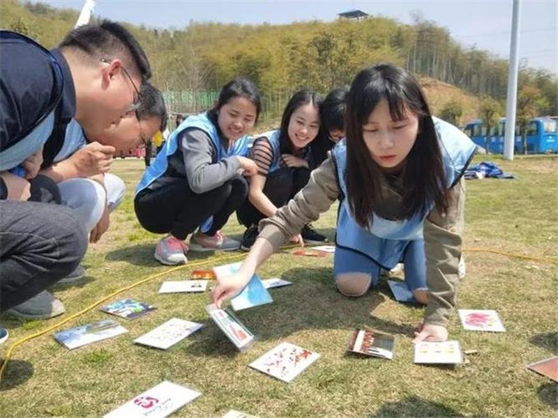 大学拓展训练的好处 大学拓展训练的好处有哪些