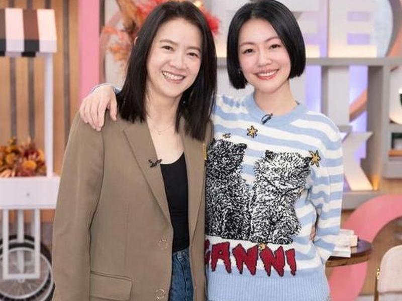 关系已经由情敌彻底转变为姐妹;关系已经由情敌彻底转变为姐妹了 关系已经由情敌彻底转变为姐妹;关系已经由情敌彻底转变为姐妹了