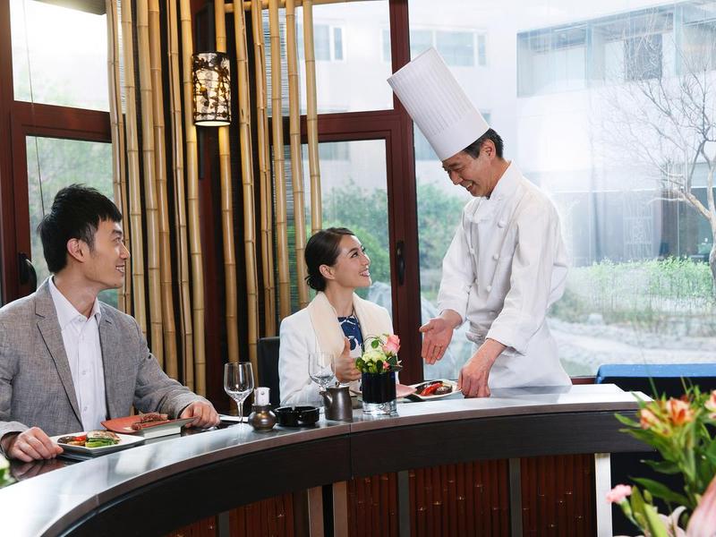 大饭店厨师人际关系好吗女生、饭店厨师好干吗 大饭店厨师人际关系好吗女生、饭店厨师好干吗