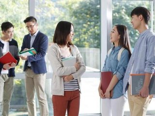 大学生处理人际关系短片；大学生处理人际关系短片视频