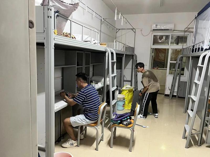 大学男生宿舍关系不好 大学男生宿舍关系不好正常吗 大学男生宿舍关系不好 大学男生宿舍关系不好正常吗