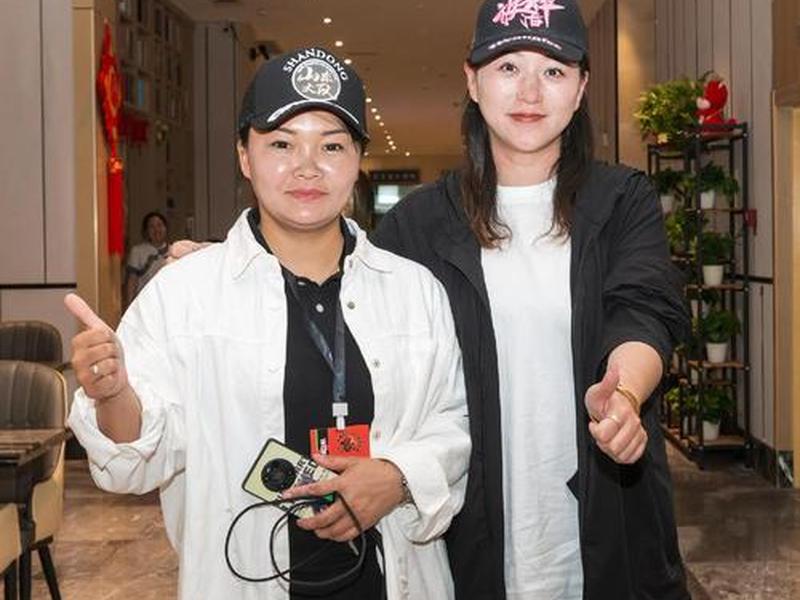 女子马帮茵茵车压草原；女子马帮茵茵的车多少钱
