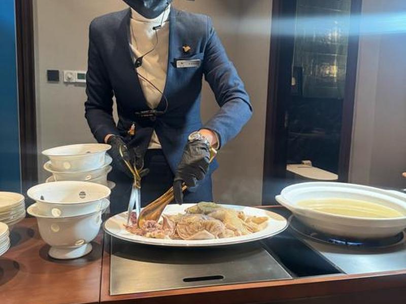 大饭店服务员会不会勾心斗角 大饭店服务员会不会勾心斗角呢 大饭店服务员会不会勾心斗角 大饭店服务员会不会勾心斗角呢
