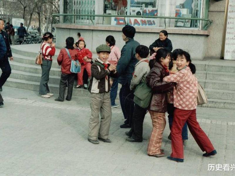 80后社会变化 80后经历的社会变革 80后社会变化 80后经历的社会变革