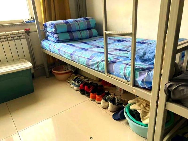 大学生宿舍人际关系冲突的沟通与调解 - 大学生宿舍人际关系存在的问题及原因
