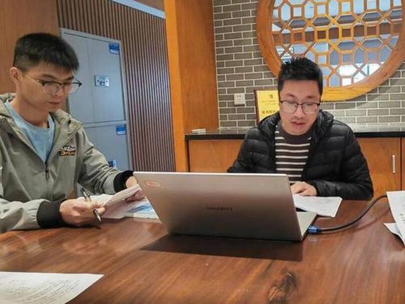 大佬课题组;在大课题组里读研 大佬课题组;在大课题组里读研